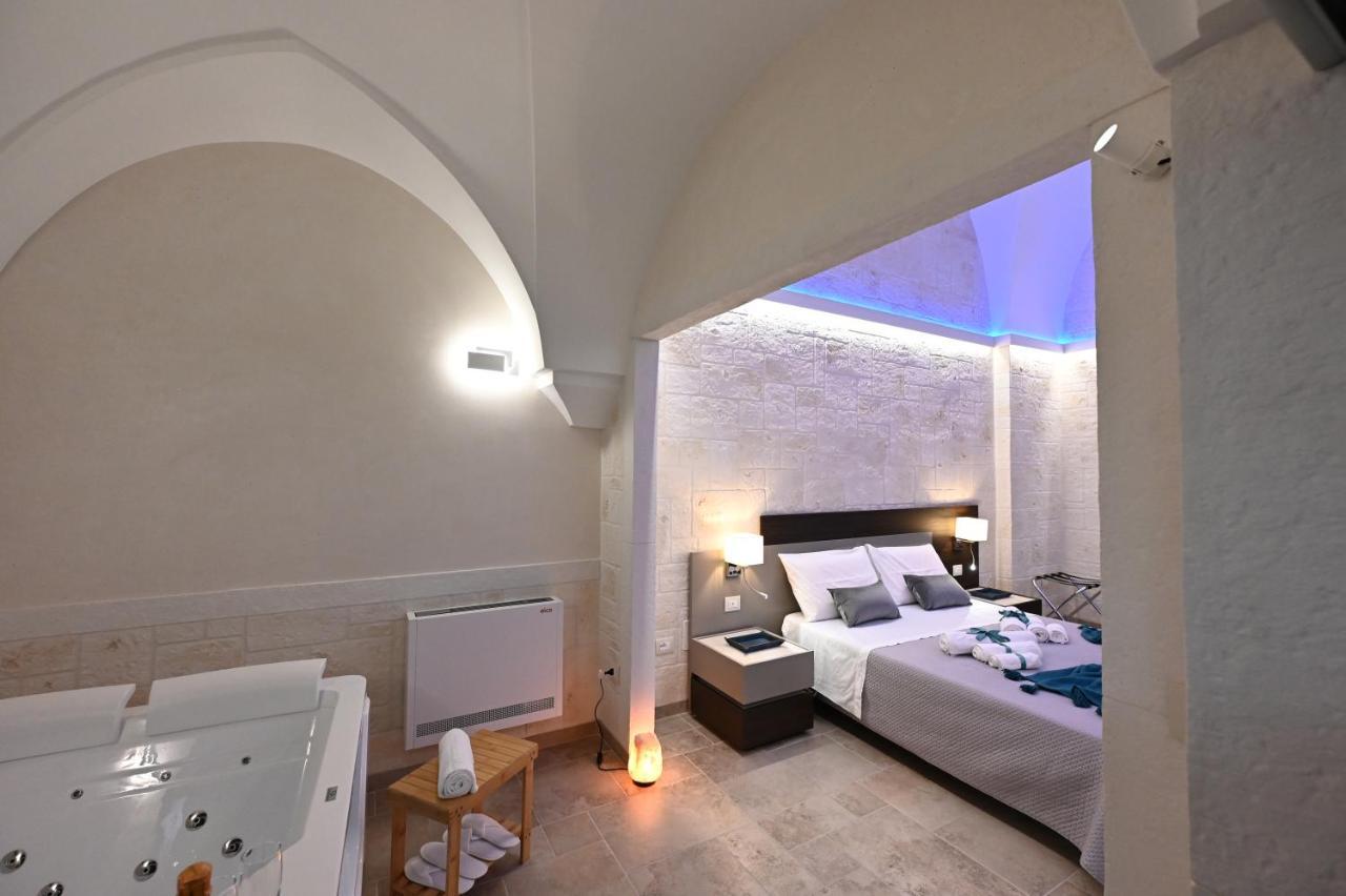 Suite Laurel Spa Con Idromassaggio Fasano Exterior photo