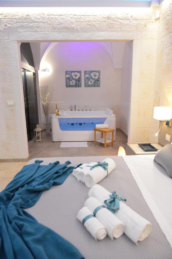 Suite Laurel Spa Con Idromassaggio Fasano Exterior photo