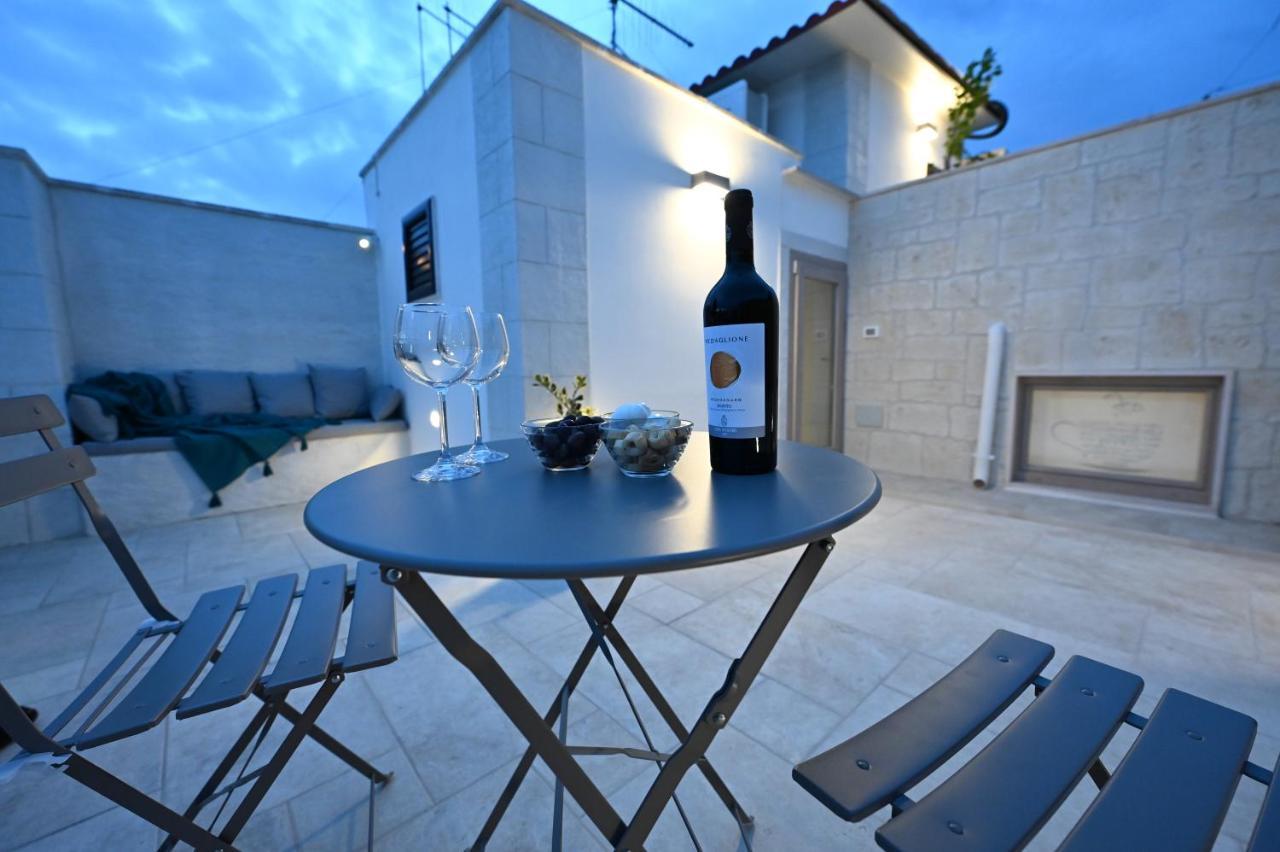 Suite Laurel Spa Con Idromassaggio Fasano Exterior photo