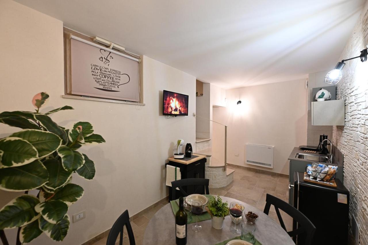 Suite Laurel Spa Con Idromassaggio Fasano Exterior photo