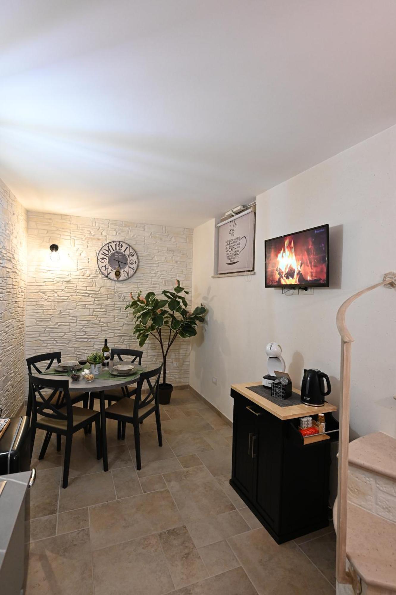 Suite Laurel Spa Con Idromassaggio Fasano Exterior photo